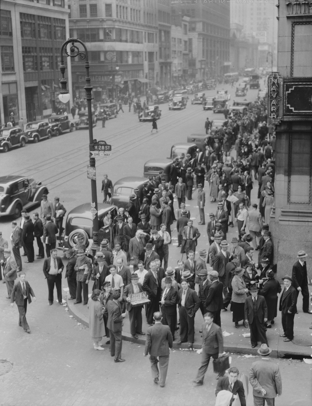 Lunch Hour at 28th Street and 7th Avenue - NYC in 1936
